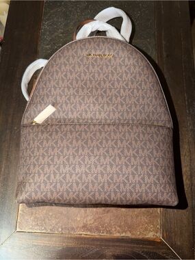 Michael Kors Sheila Medium Logo Backpack